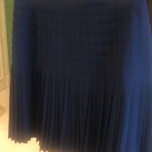 Navy pleated skirt